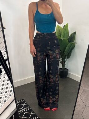 High-Waist Wide-Leg Floral Pants - Black